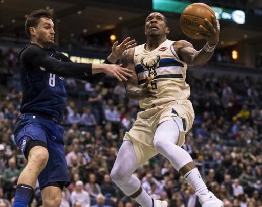 整个球队的 整个球队的