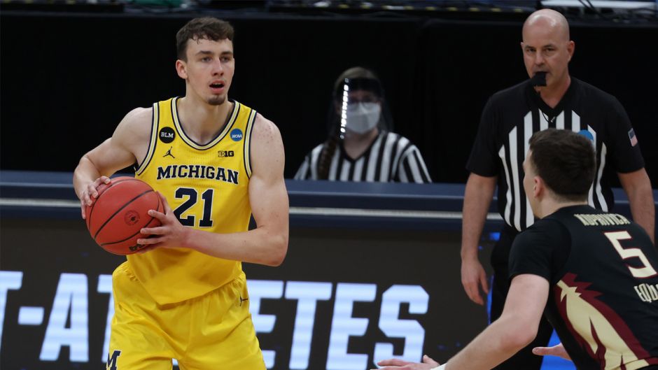 更是引领球 更是引领球