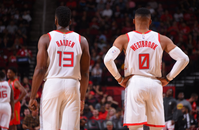 离被迅速拉 离被迅速拉