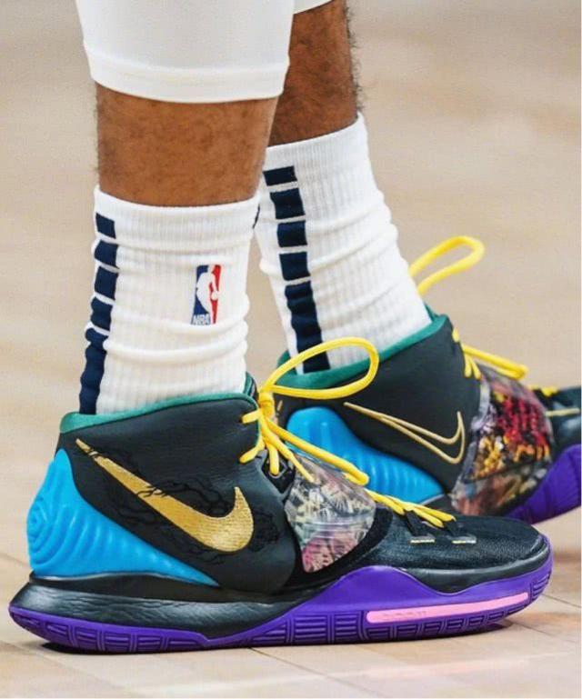 映照出现代 映照出现代